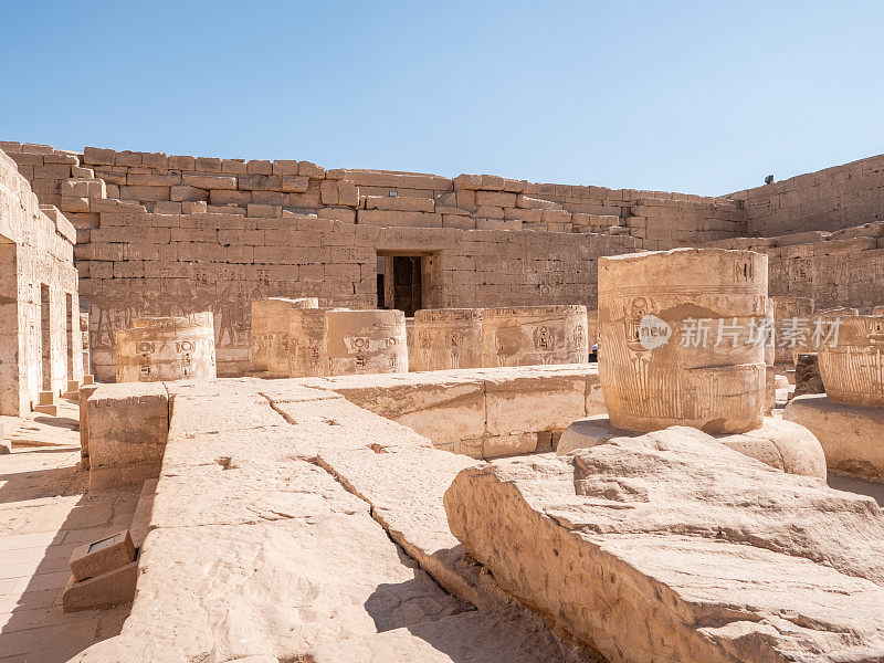 Medinet Habu神庙的柱子